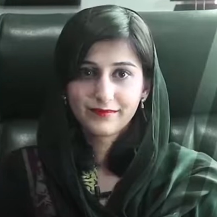 Dr. Amna Iqbal